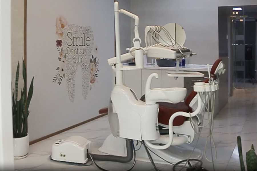 azar-digital-dental-clinic-office